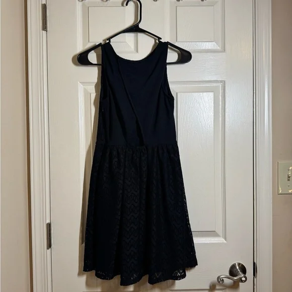 Xhilaration Black Textured Mini Dress - Picture 4 of 8